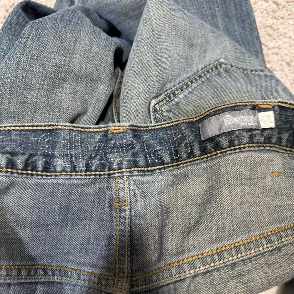 Levi-s Men's Blue and Navy Jeans